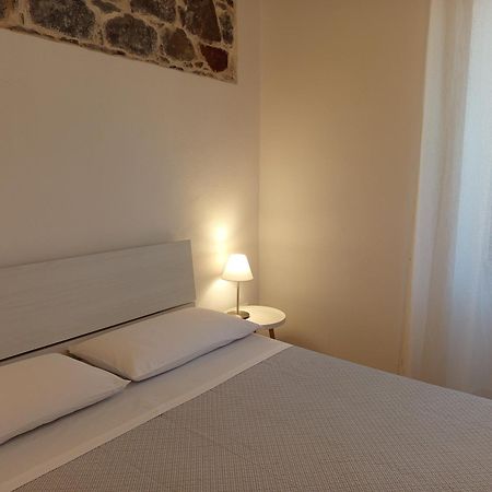 Lormar House Apartment Oristano Bagian luar foto